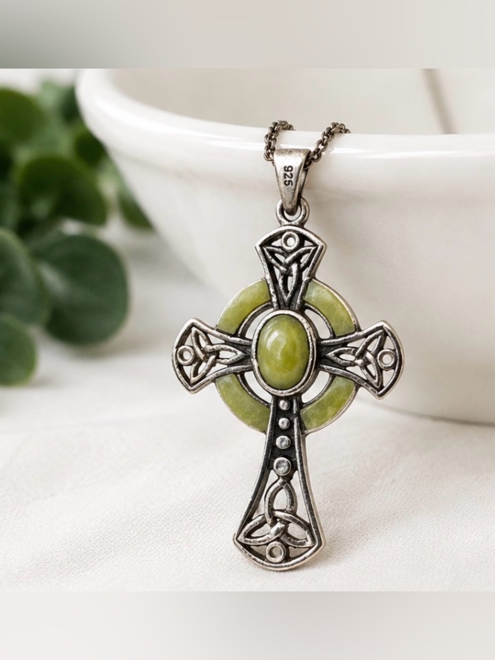 925 Ireland Sterling Silver Celtic Cross Necklace Green Stone Pendant